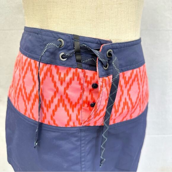 Patagonia® Worn Wear W's Board Skirtie mini skirt in Classic Navy womens size 10 - Picture 11 of 13
